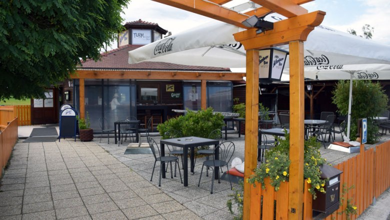 Exterior view with guest garden, © Turmstüberl by Patrick Zach Exterior view with guest garden, © Turmstüberl by Patrick Zach