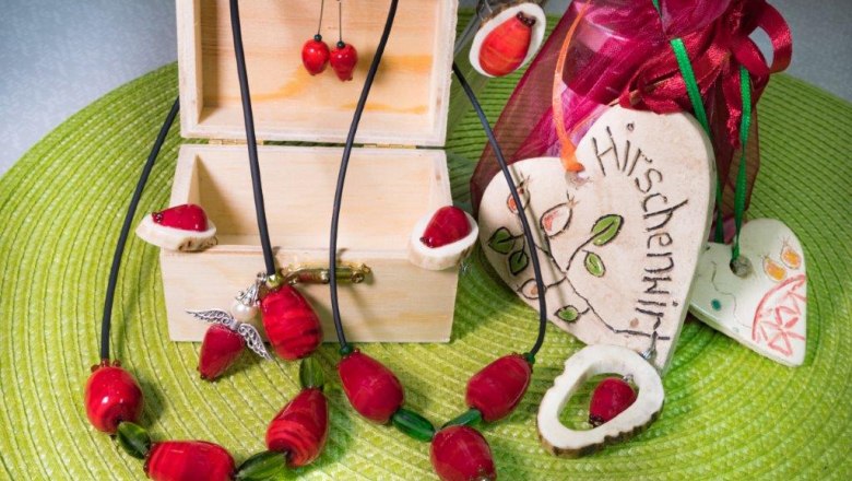 Handicraft products, © Lichtkrokobustiger Handicraft products, © Lichtkrokobustiger