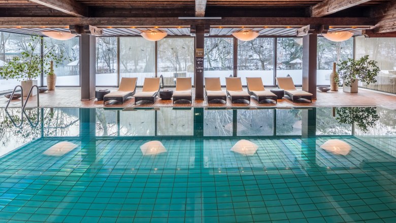 Indoor swimming pool, © "Adam Griffith“_Stockfoto_Krainerhütte_Stefan Brunbauer Willy Lehmann Markenagentur Indoor swimming pool, © "Adam Griffith“_Stockfoto_Krainerhütte_Stefan Brunbauer Willy Lehmann Markenagentur