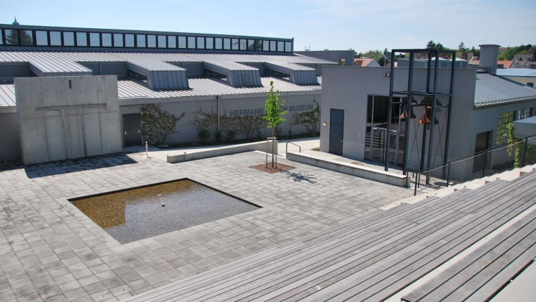 Piazza, © Nitsch Museum Piazza, © Nitsch Museum