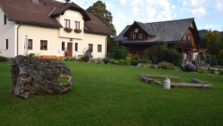 Playground and barbecue area, © Höbarten Playground and barbecue area, © Höbarten