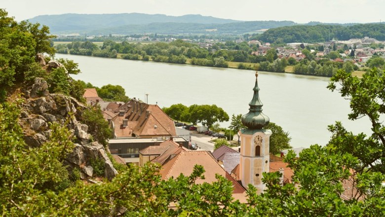 Marbach in summer, © Klaus Engelmayer View of Marbach on the Danube in summer with church and river.