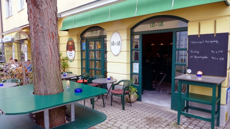 B&B Beer and rolls, © Marketing St.Pölten GmbH B&B Beer and rolls, © Marketing St.Pölten GmbH