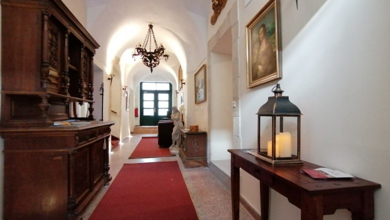 Entrance area in the Goldener Stern, © Inhaber Peter Mayer Entrance area in the Goldener Stern, © Inhaber Peter Mayer