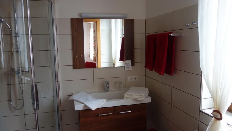 Bathroom, © Gästehaus Daurer Bathroom, © Gästehaus Daurer