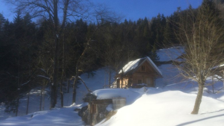 Wooden hut in a wintry landscape, © Johannes Hoyos Wooden hut in a wintry landscape, © Johannes Hoyos