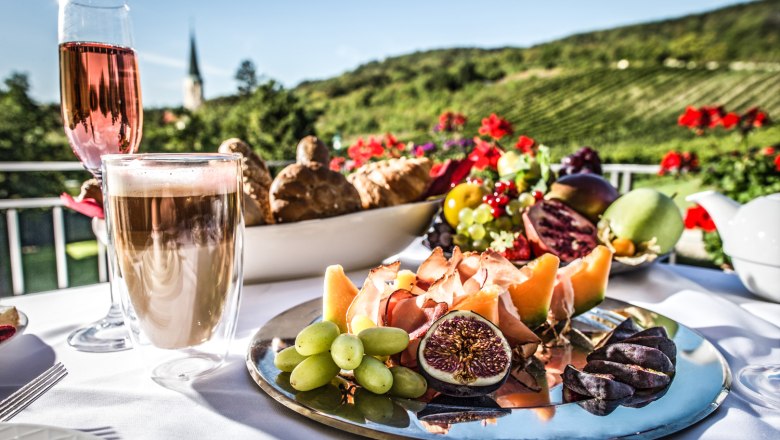 Breakfast terrace, © 2023_Hotel Turmhof Breakfast terrace, © 2023_Hotel Turmhof