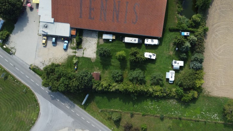 Indoor tennis center Petronell, © Tennishalle Petronell Aerial view of the Petronell indoor tennis center