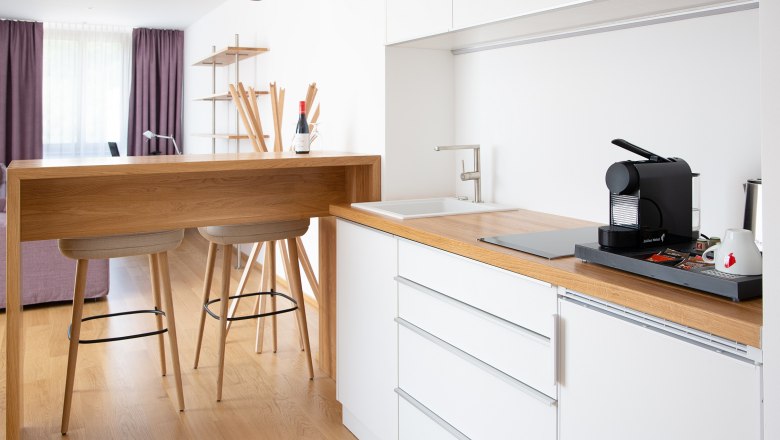 Executive Suite kitchen area, © Peter Hruska Executive Suite kitchen area, © Peter Hruska