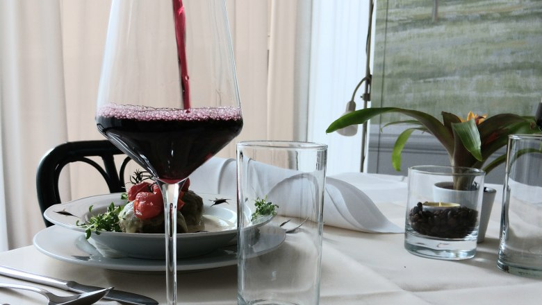 Gastronomy in the Ludwigstorff spa center, © Kurzentrum Ludwigstorff Gastronomy in the Ludwigstorff spa center, wine