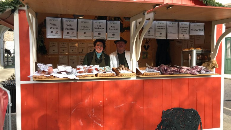 Game products Maurer family, Orth/D., market stall, © Familie Maurer Game products Maurer family, Orth/D., market stall, © Familie Maurer