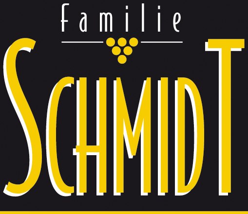 Logo Viticulture Schmidt, © Weinbau Schmidt Logo of the Schmidt family with yellow lettering on a black background and grape symbol.