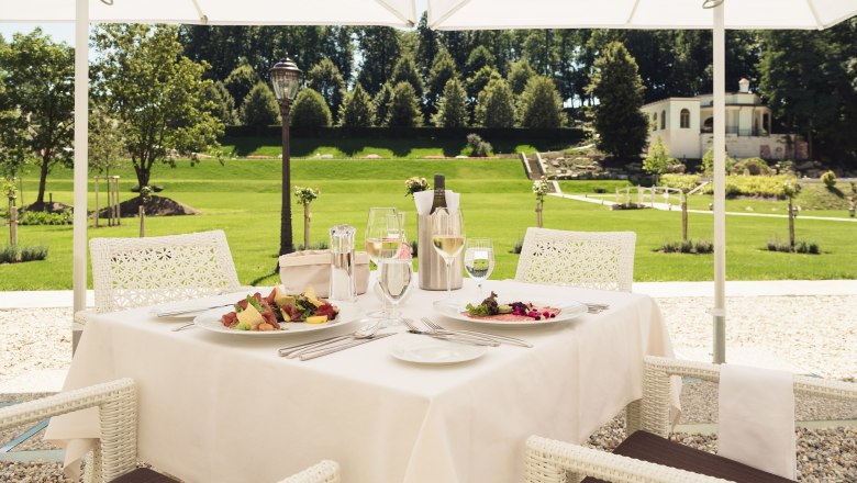 Castle terrace, © Schloss Thalheim Castle terrace, © Schloss Thalheim