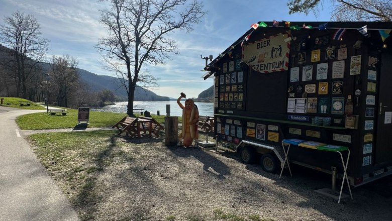 Snack bar Aggsbach village, © Adam Struzik Snack bar Aggsbach village, © Adam Struzik
