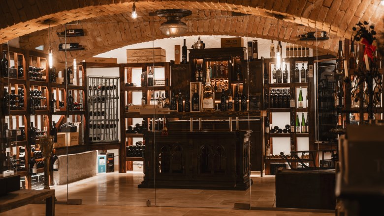 Wine cellar, © Schloss Schönau Management KG Wine cellar, © Schloss Schönau Management KG