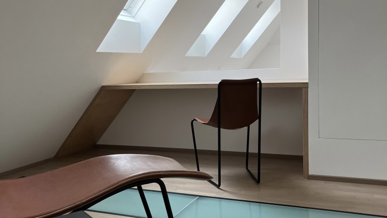 Modern interior design elements in House Five, © Prof. Arch. Dietmar Kraus Modern interior design elements in House Five, © Prof. Arch. Dietmar Kraus