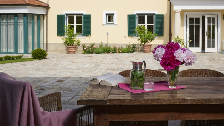 Yard, © Riedl-Stöger Yard, © Riedl-Stöger