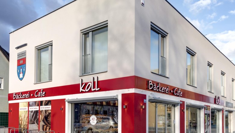 Specialty store with café in Lanzenkirchen, © Koll GmbH Specialty store with café in Lanzenkirchen, © Koll GmbH