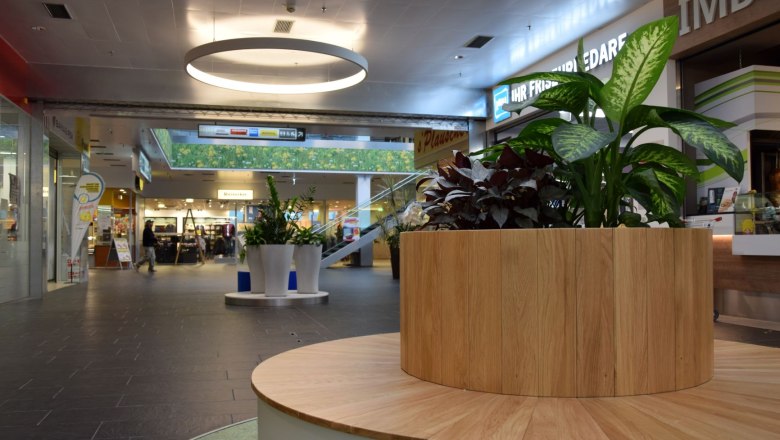 Numerous stores invite you to relax and store, © citycenter Wieselburg Numerous stores invite you to relax and store, © citycenter Wieselburg