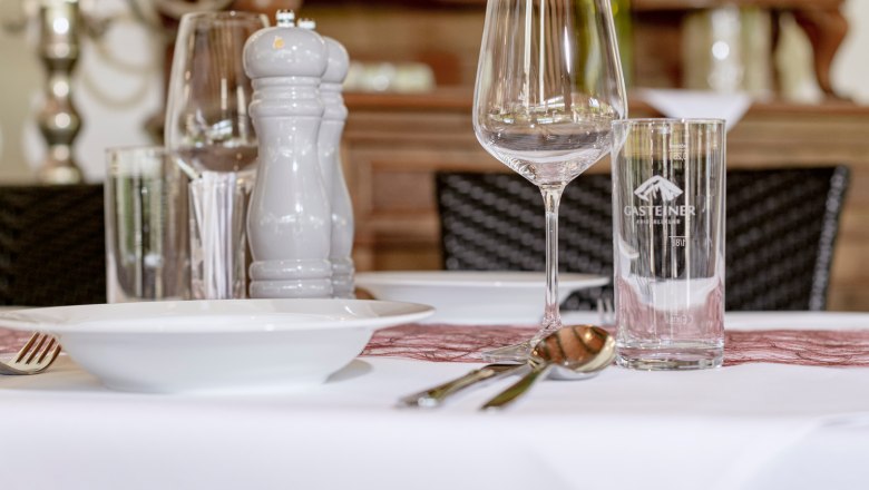 Gasthof Hoffmann, © Martina Siebenhandl Gasthof Hoffmann, laid table