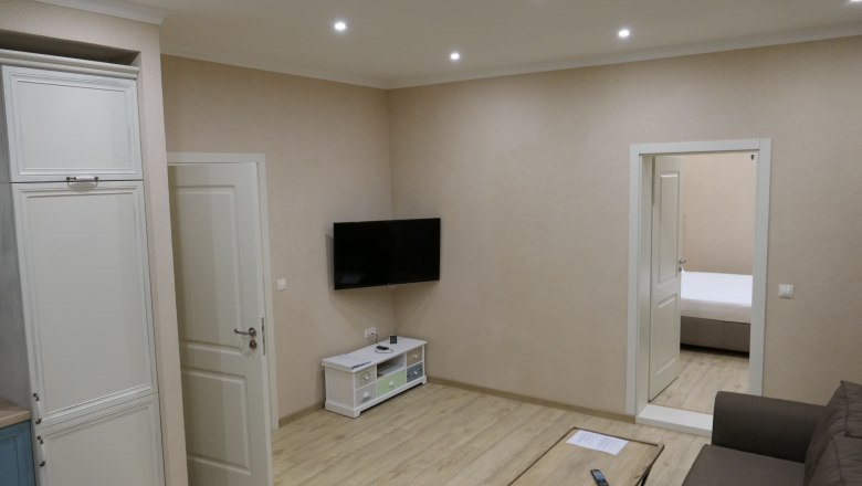 Kitchen-cum-living room with TV, © Mediterraneo Ybbs Kitchen-cum-living room with TV, © Mediterraneo Ybbs