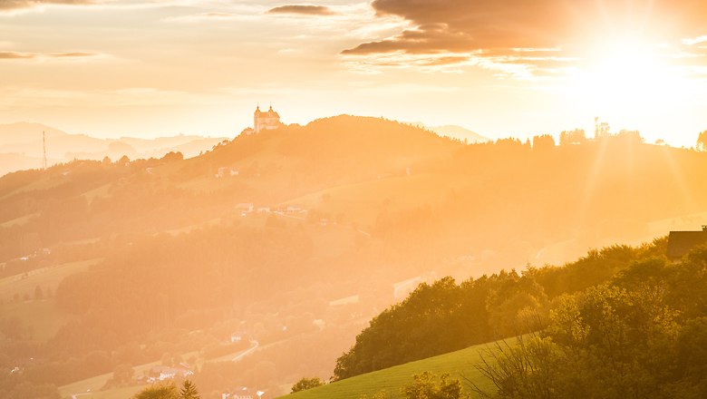 The basilica in a "halo", © schwarz-koenig.at The basilica in a "halo", © schwarz-koenig.at