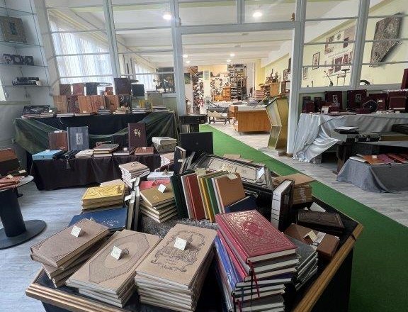 Art bookbinding, © Ybbstaler Alpen_Karin Hager Art bookbinding, © Ybbstaler Alpen_Karin Hager