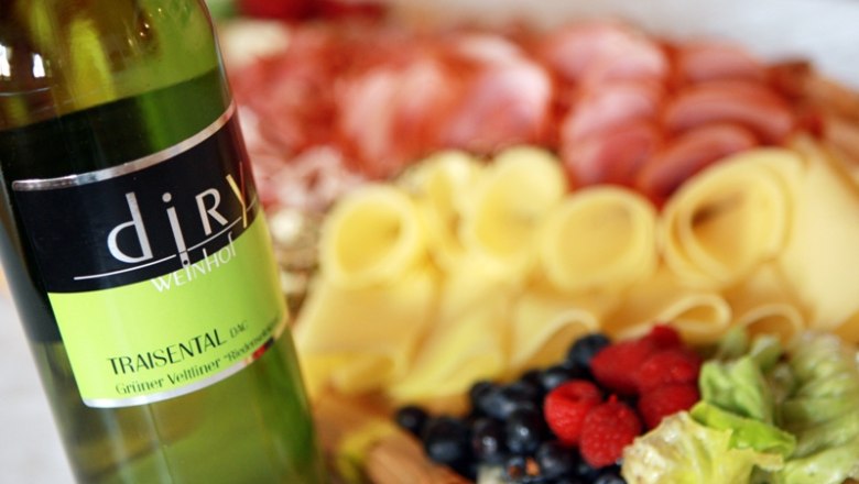 Heurigen snack, © Weinhof Diry Heurigen snack, © Weinhof Diry