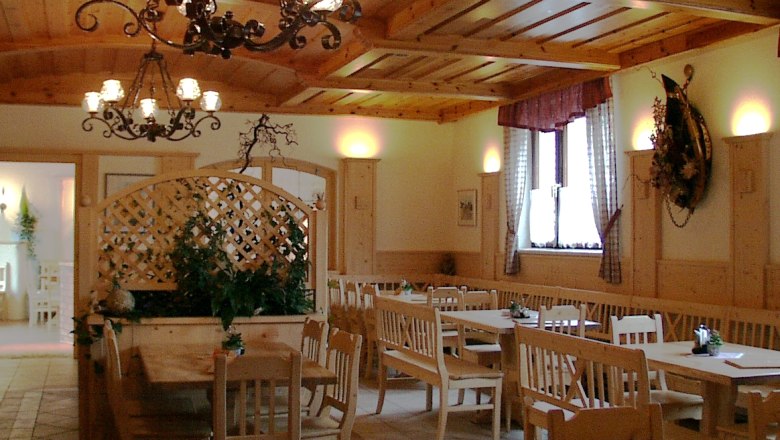 Wine tavern, © Anita Schiessler Wine tavern, © Anita Schiessler