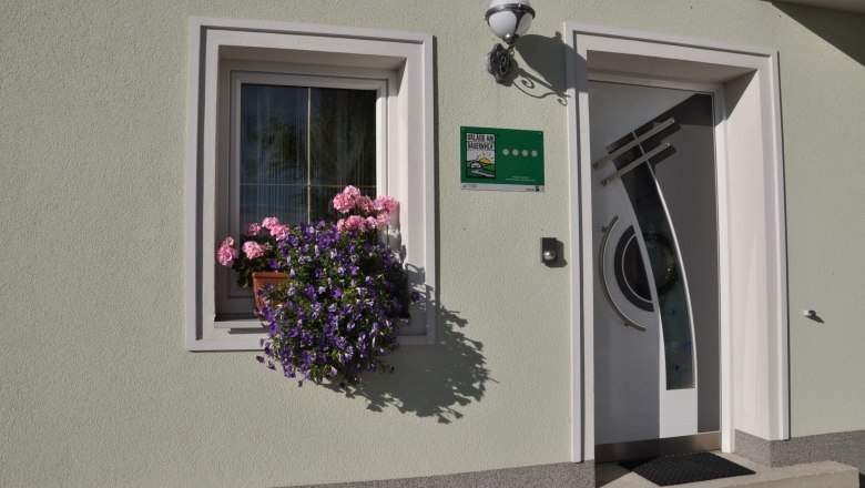 House entrance, © Panstingl House entrance, © Panstingl