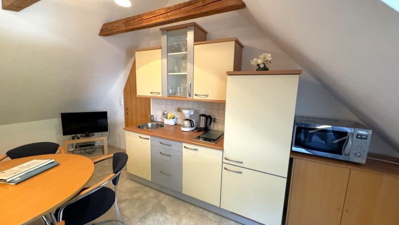 Romantic attic apartment (3), © Ötscherherberge Bernreiter Romantic attic apartment (3), © Ötscherherberge Bernreiter