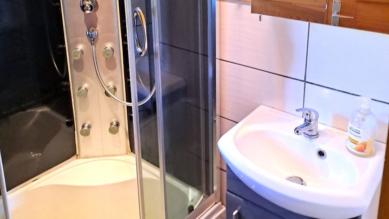 Bathroom hut Kasser, © Familie Kasser Bathroom hut Kasser, © Familie Kasser