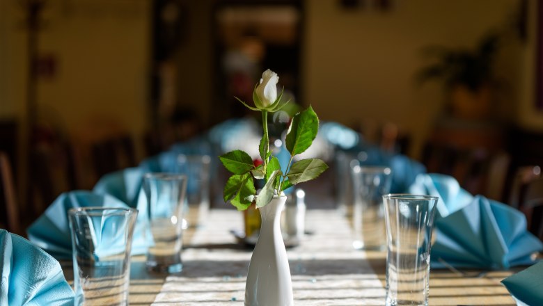 Restaurant hall covered, © GasthausSchmidtmayer Restaurant hall covered, © GasthausSchmidtmayer