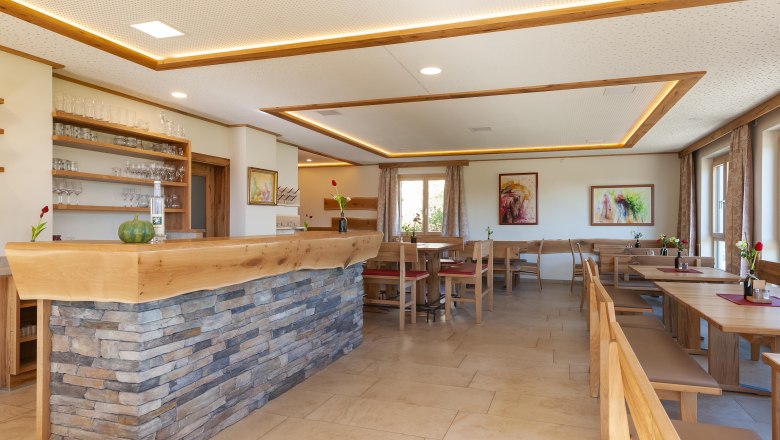 Interior view of the Rehrl-Fischer wine tavern, © Familie Rehrl-Fischer Interior view of the Rehrl-Fischer wine tavern, © Familie Rehrl-Fischer