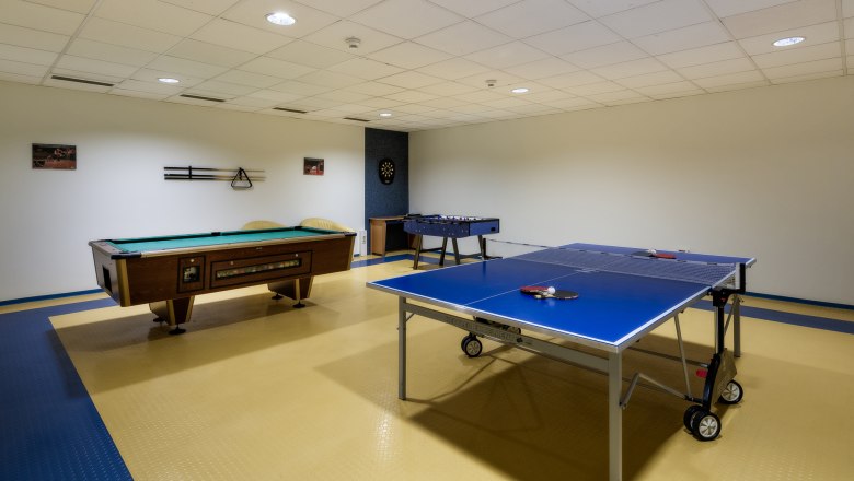 City Hotel leisure room, © © Markus Jung, MJM Photography Recreation room with pool table, table tennis table and table soccer in the City Hotel.
