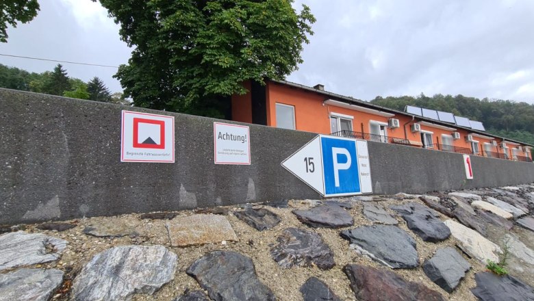 "Die Donaurast" guest jetty information boards, © Fischwirtshaus Landmotel "Die Donaurast" "Die Donaurast" guest jetty information boards, © Fischwirtshaus Landmotel "Die Donaurast"