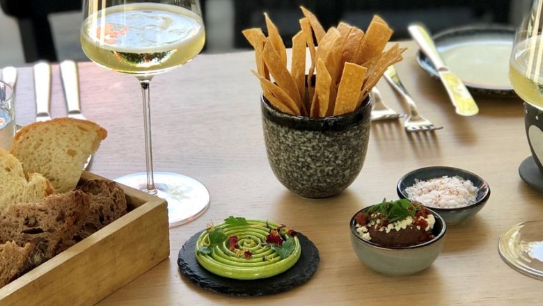 Aris Cantina, © Aris Cantina Aris Cantina, © Aris Cantina