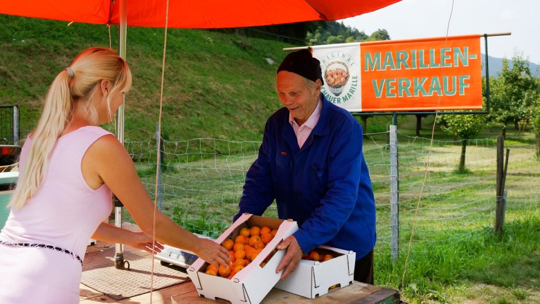Wachau apricots for sale, © Donau NÖ_Steve Haider Wachau apricots for sale, © Donau NÖ_Steve Haider