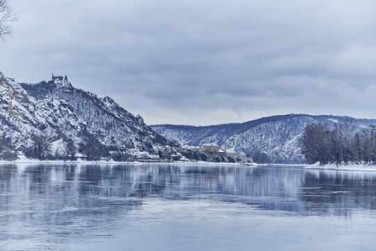 Winter magic by the Donau, © Michael Liebert