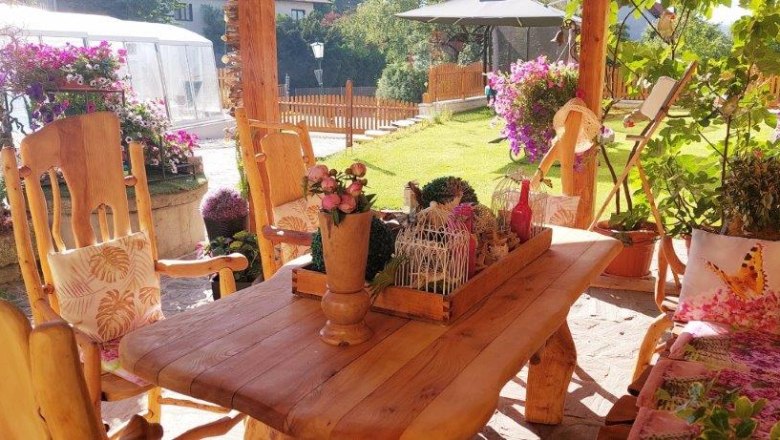 Arbor in the garden, © Familie Pemmer Arbor in the garden, © Familie Pemmer