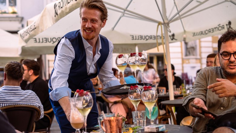 Chameleon Bar, © Patrick Zimmerhackl Chameleon Bar, © Patrick Zimmerhackl