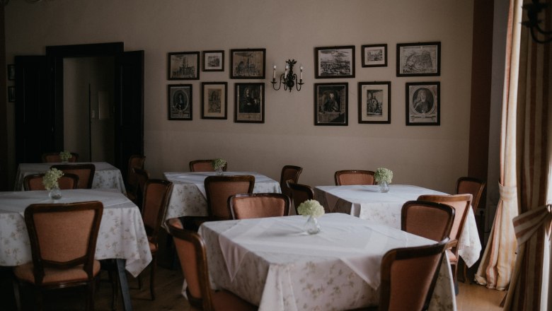 Dining room, © Jewgenia Billiani Dining room, © Jewgenia Billiani