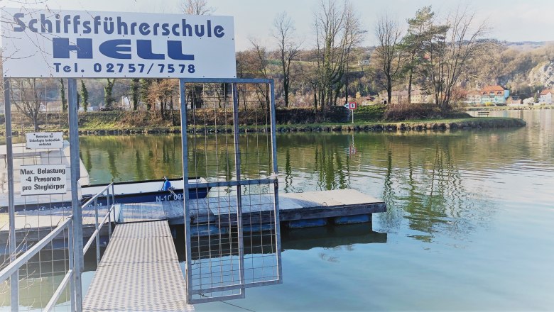 Jetty in the harbor of the Hell School of Navigation in Krummnussbaum, © Donau NÖ Tourismus GmbH Jetty in the harbor of the Hell boatmaster school in Krummnussbaum.
