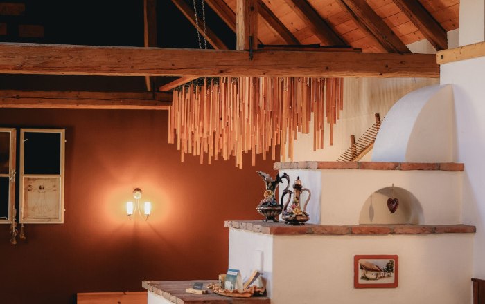 WinzerhofLackinger_tiled stove, © Clemens Tiefenböck WinzerhofLackinger_tiled stove, © Clemens Tiefenböck