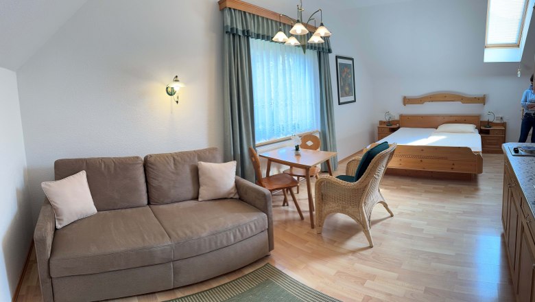 Room with kitchenette in the main building (1), © Haus Karner Room with kitchenette in the main building (1), © Haus Karner