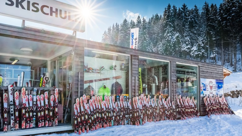 Ski school Lackenhof/Ötscher, © zVg Michael Nendwich Ski school Lackenhof/Ötscher, © zVg Michael Nendwich