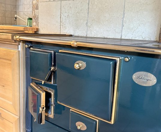 House Anton wood stove, © Haus Anton House Anton wood stove, © Haus Anton