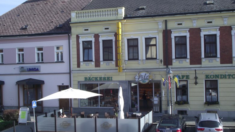 Front view, © Frontansicht, © Bäckerei-Konditorei Pilz, Katrin Pilz Front view, © Frontansicht, © Bäckerei-Konditorei Pilz, Katrin Pilz