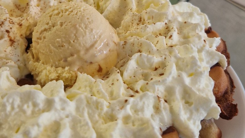 WunderBar Wolfsthal - Waffle with ice cream, © WunderBar WunderBar Wolfsthal - Waffle with ice cream