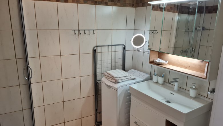 Bathroom, © Dietmar Schermann Bathroom, © Dietmar Schermann